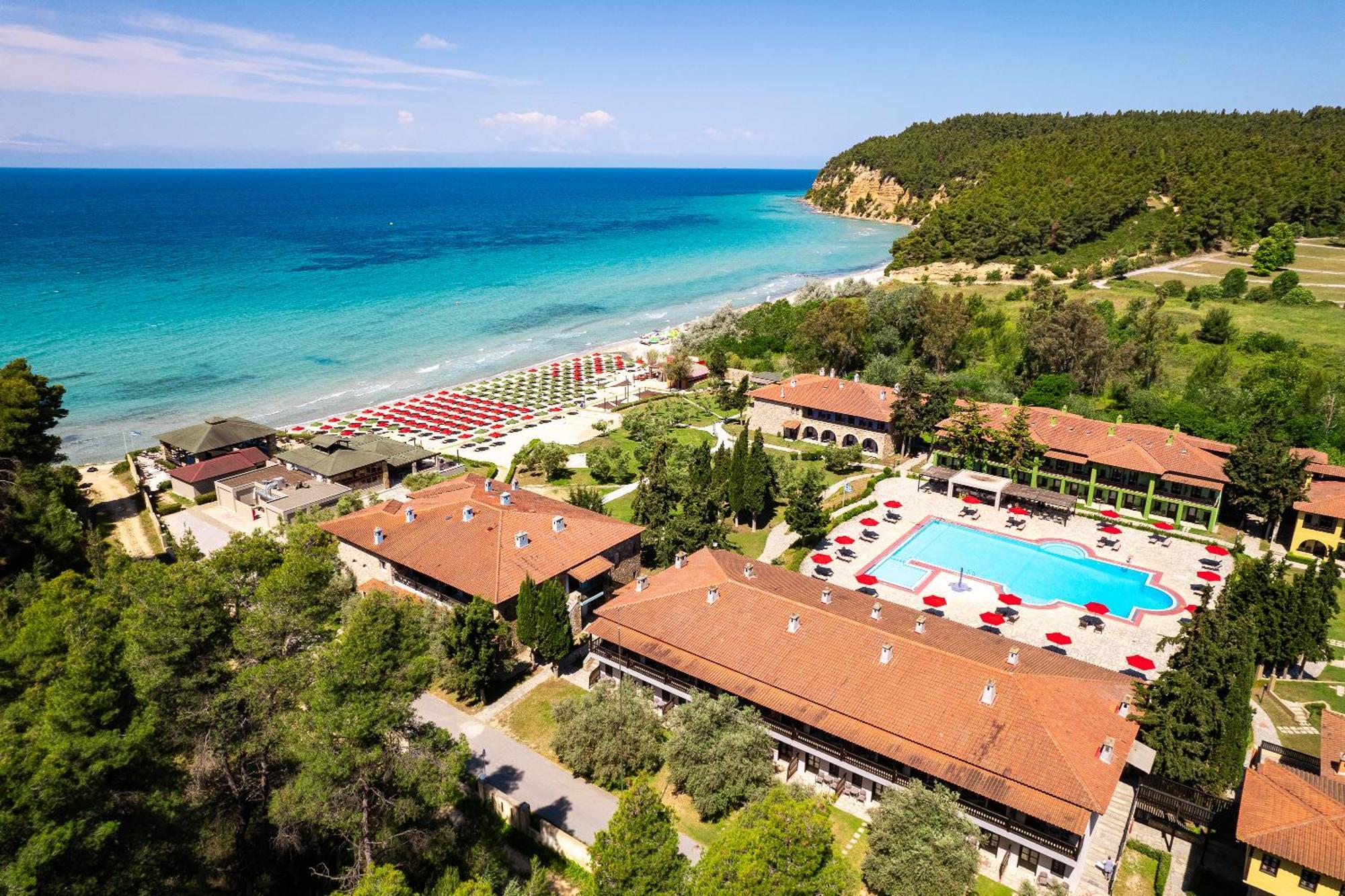 Simantro Resort Sani  Exteriér fotografie Aerial view of the resort